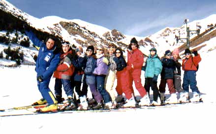 grup_esqui.jpg (30546 bytes)