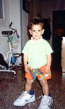 albert-gato con bambas.jpg (22433 bytes)