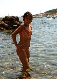 gemma2.jpg (19773 bytes)